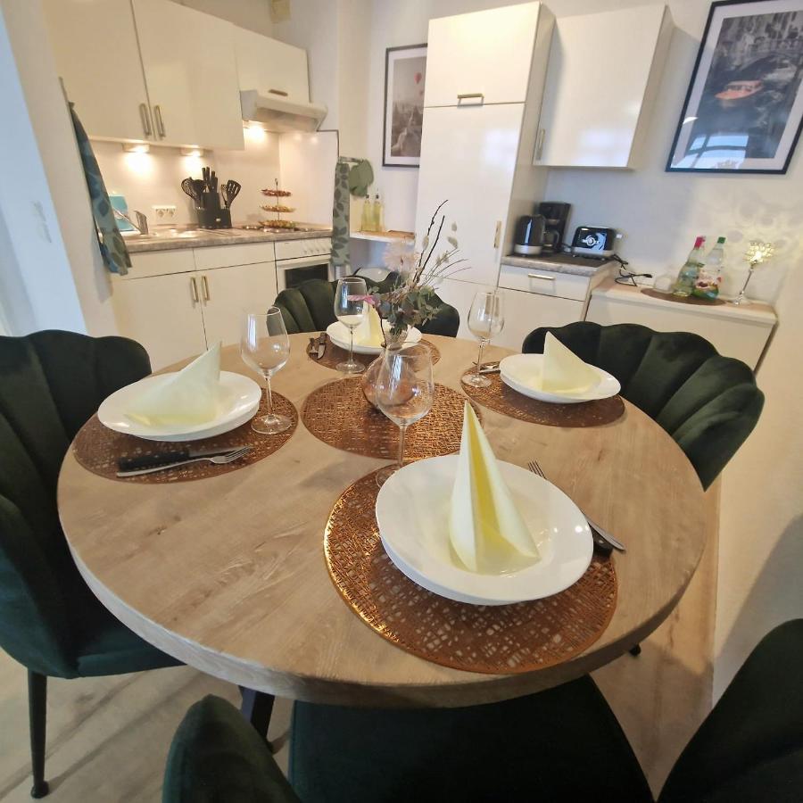 Ferienwohnung Mit Meerblick In Bad Zwischenahn Buitenkant foto