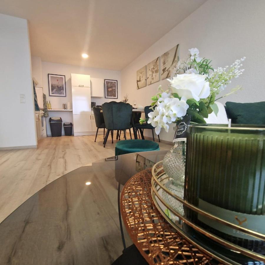 Ferienwohnung Mit Meerblick In Bad Zwischenahn Buitenkant foto